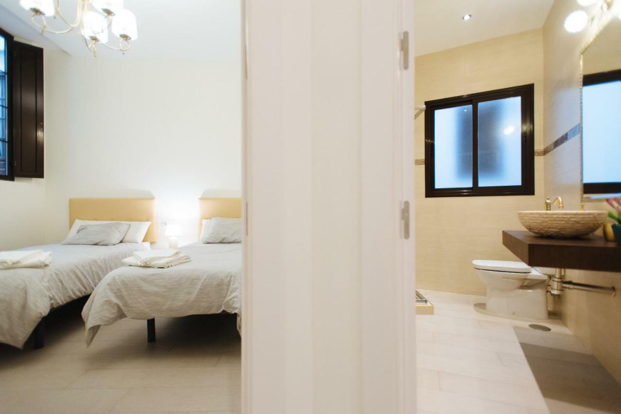 Luxury Apartment Penuelas Free Parking Севілья Екстер'єр фото