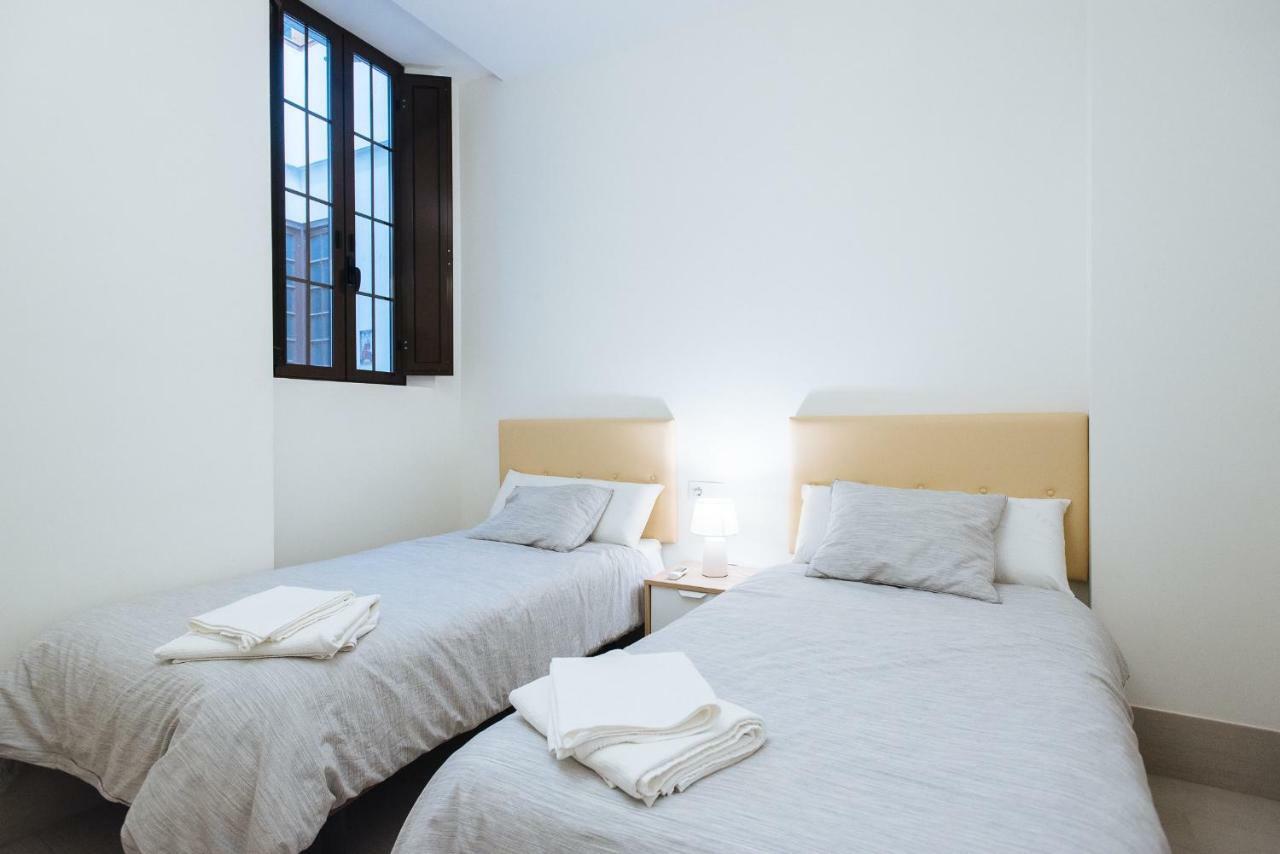 Luxury Apartment Penuelas Free Parking Севілья Екстер'єр фото